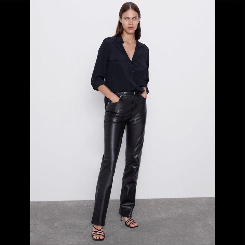 BLOUSE WITH POCKETS